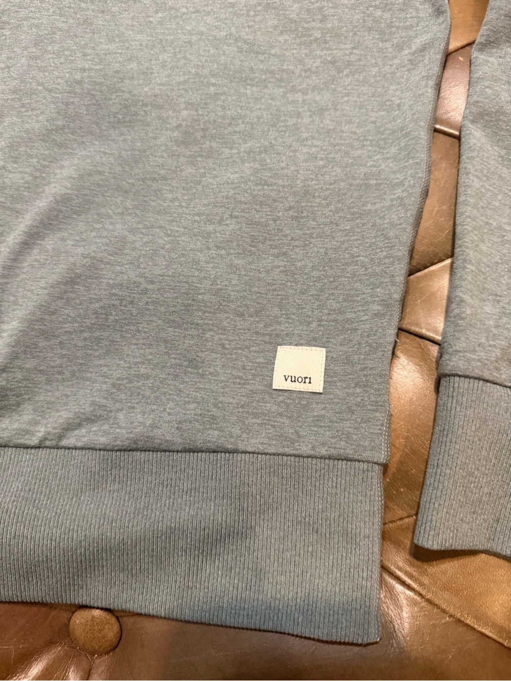 Vuori Restore Crew Sweatshirt Sage Green Heather Pullover Size Small - Picture 2 of 4